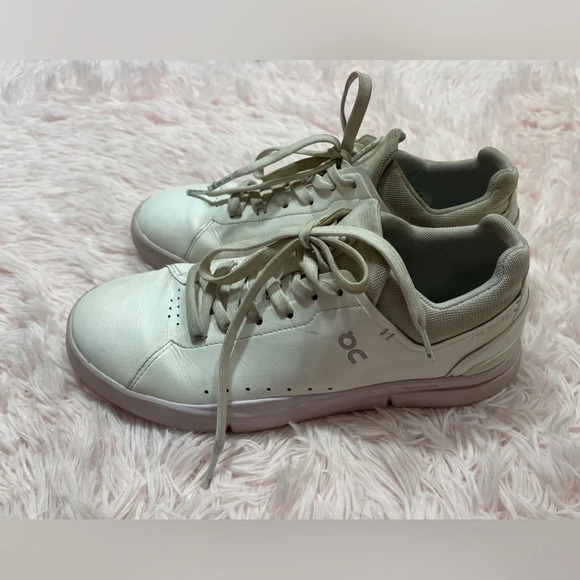 On Cloud The Roger Advantage White Pink CloudTech Lace Up Sneakers Size 9 - Picture 5 of 14